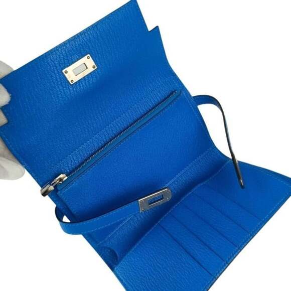 HERMES Kelly Deprien Medium Wallet in Blue Chevre, a women's tri-fold long wa... - Picture 8 of 9